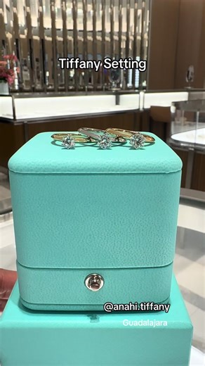 Tiffany Setting El anillo mas buscado en Tiffany Anillo de compromiso Tiffany gdl Instagram anahi.tiffany