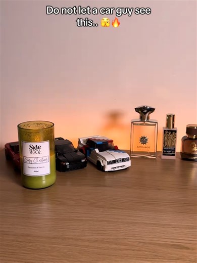 EternaKey: Infinity LED Key Hanger for Easy Access