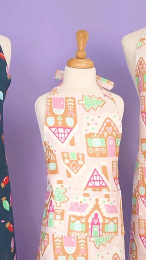 Discover the art of crafting your own stylish aprons with my free printable PDF sewing pattern! 🧵✨ Say goodbye to the struggle of finding the right fabric or sizes – this is the ultimate solution for your family's matching apron dreams. 🌈👨‍👩‍👧‍👦 Dive into the world of easy sewing with our step-by-step tutorial and helpful video guide. 🎥👩‍🎨 Download your free apron pattern now on my blog and embark on a fun family DIY project! 🌟 #SewEasy #DIYAprons #FamilyCrafting #FreePattern #aprons |