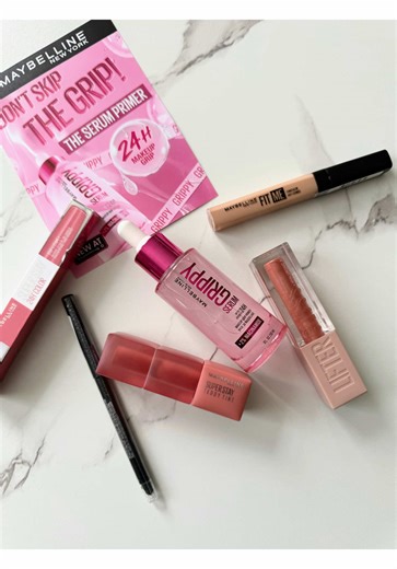 #ad Morning GRWM with the GRIPPY SERUM PRIMER from Maybelline to go to the Maybelline pop up 💗 Did my base, headed to the GRIPPY SERUM PRIMER pop-up near King’s Cross, played the games and picked up some goodies. Fast forward: train home, quick outfit change… and my makeup still looked exactly the same. Safe to say the GRIPPY SERUM PRIMER really lives up to the name — serious grip all day. @MaybellineUK #GrippySerumPrimer #Maybellinepopup #LondonBeautyPopUp #londonpopup