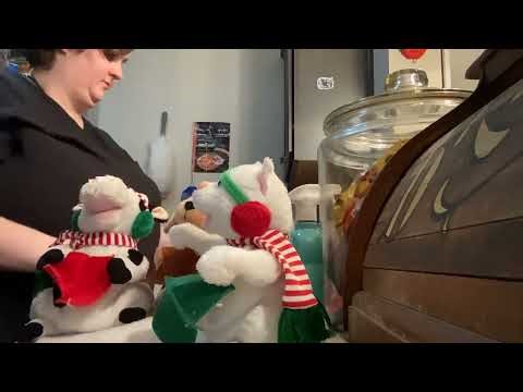Part three of cleaning my Christmas animatronics ￼