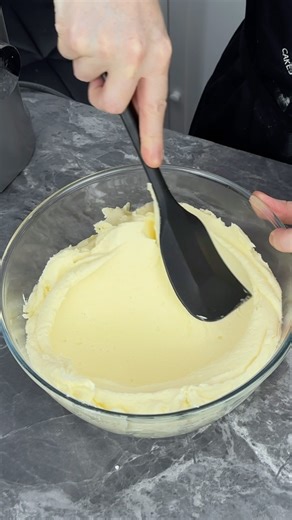 15K views · 468 reactions | Recipe ⬇️⬇️ Lemon Buttercream 250g...