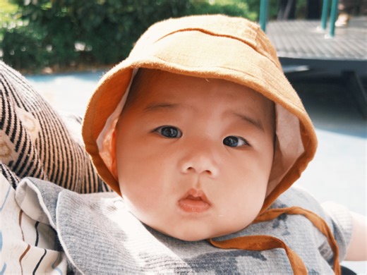 2025.4月下——人类幼崽的成长vlog 小腿嘎嘎有力！我的宝宝要健康茁壮成长哦～