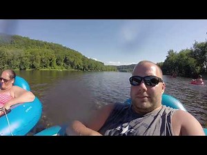 How deep is the Delaware river?