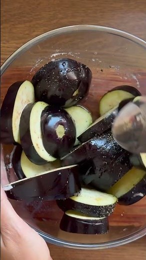 Aubergine & Mozzarella Bowl 🍆 Easy Air Fryer Recipe