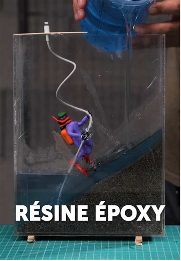 Chargeur de téléphone fait maison en verre époxy 📲 #epoxy #diy #charger #sand #astuce