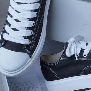 Introducing the ARNE Homerun... our take on a truly iconic style that just needed modernising and perfecting with an ARNE touch of simplicity, luxury and shape that we obsess over. Available online now across four colourways; Black, Black White, Navy and Olive. Subscribe to our newsletter for 10% off your first order. | Arne