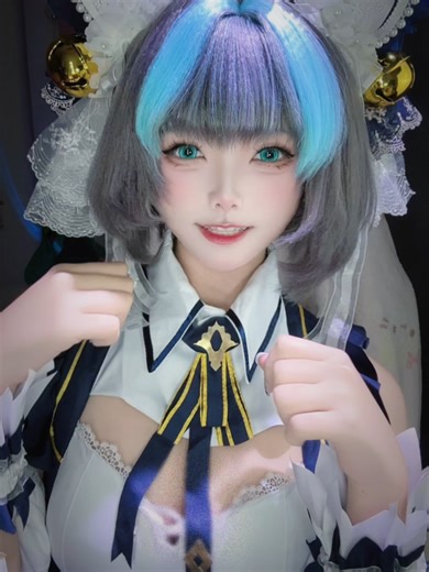 Cosplay Inspired by Cheshire Cat from Azur Lane