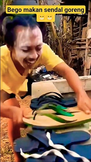 Bego makan sendal goreng 😁😁 #shorts#youtubeshorts