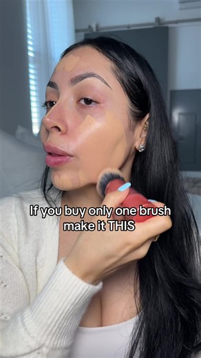 Essential Real Techniques Bubble Brush for Soft Glam Looks