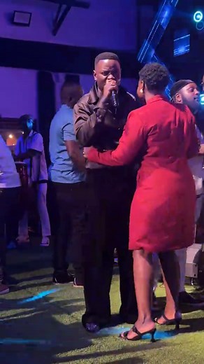 when love and good music meet ❤️🕺🏾.#fyp #foryoupage #PrinceIndah #CoupleGoals#nyasuba@Winnie NyaMigori💫