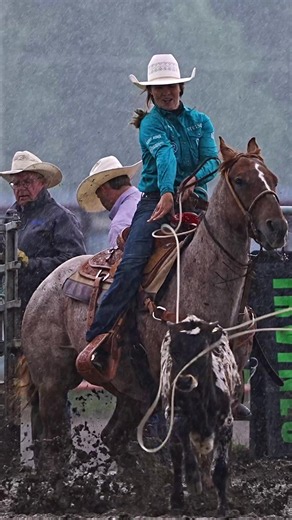 And some people turn out in the rain #rodeo #rockypro | rodeo