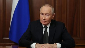 Vladimir Putin habla sobre Trump y dice que es 'inteligente' y que 'encontrará una solución' a las relaciones bilaterales y a la guerra