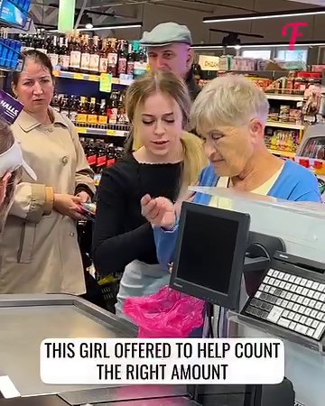 55K views · 1.3K reactions | See how shoppers react to a senior's long payment time | Tips & Tricks | Facebook