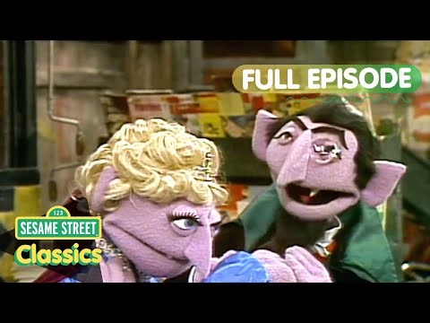 The Count Falls in Love with The Countess | Sesame Street Classics Full Episode