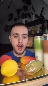 Probando los dulces más famosos de Madrid 🙌🏽😱 El sitio se llama Matcha Atelier y está en C/ de Castelló, 14. Cada dulce cuesta 10€. Lo descubrí gracias a @barbygant (una de mis cuentas favoritas de planes en Madrid ❤️) #planes #madrid #planesmadrid #restaurante #pasteleria | Jcnanoo