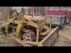 DeMars Online Auction March 2022- Oliver Cletrac Model AG6H Dozer