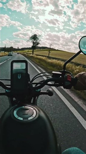 🤯 This Honda CL500 Turns Heads Everywhere!