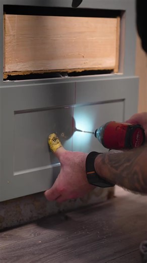 Want perfectly aligned drawer faces? This is one of our go-to tricks for a clean install — no guesswork, no re-drilling. #nuDoors #InstallerTips #CabinetInstallation #DrawerFaces #CarpentryTips