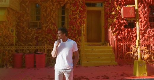 Apple Reveals a Behind the Scenes Look at Its Crowd-Pleasing Ad With Pedro Pascal