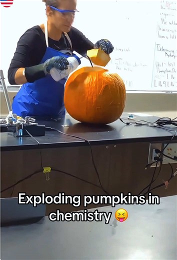 Gunung semeru meletus lagi pada sore hari ini rabu tanggal 19-11-2025 pukul - 16:00 wib#gunungsemerulumajang #gunungsemerumeletus #fyp