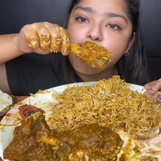 ASMR: EATING SPICY MUTTON CURRY🔥 BASMATI RICE || #shorts #mukbangn#asmreating #mukbangasmr #asmr