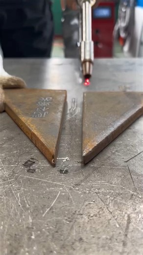 Steel Welding for Building Construction 🔩🔥 | Strong Metal Joint #Shorts