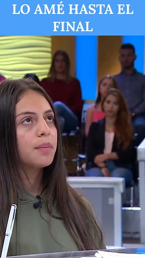 1.1M views · 40K reactions | Amigos... Esta joven amó a su novio hasta el final, tanto así que trascendió en el tiempo y espacio. Él le dejó un regalo, pero ahora será ella quien tome la decisión de tomarlo o dejarlo. #amor #jovenes #regalosbonitos #padresehijos #DraPolo | Ana Maria Polo | Facebook