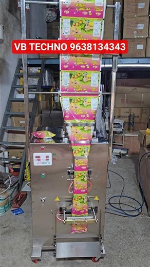 Automatic Namkeen Pouch Packing Machine With Nitrogen Filling