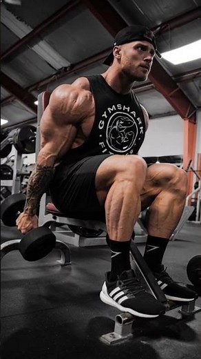 Beast Mode: Bodybuilder Crushes Dumbbell Bicep Workout 💪🔥