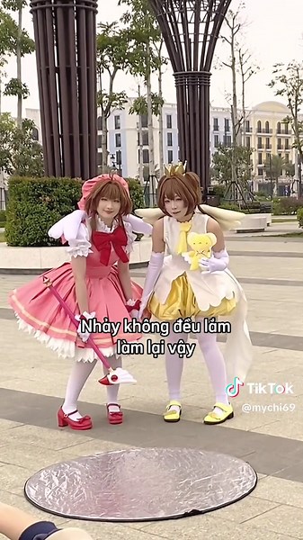 Cosplay Cardcaptor Sakura với kiểu tóc đặc sắc