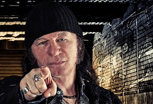 HERMAN FRANK On ACCEPT: 'Nowadays They Need Three Or Four Guitar Players To Do What I've Done With WOLF'