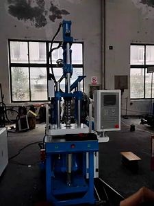 [Hot Item] Vertical Injection Moulding Machine for Sale
