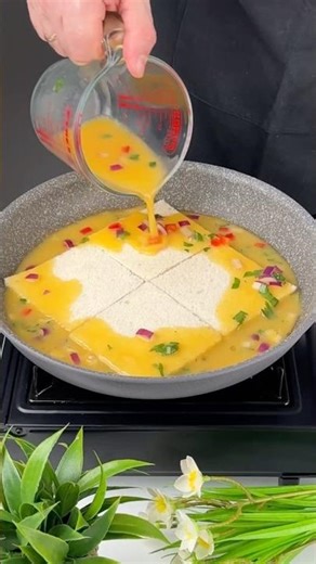 THE BEST EGG AND CHEESE BREAKFAST RECIPE