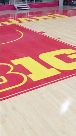 Big Ten Logos Around the USC Campus | USC Athletics