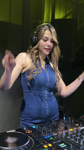 DJ Katty Butterfly: Makan Extravaganza Unleashed