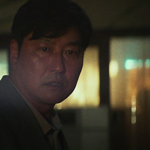 165K views · 606 reactions | Une attaque terroriste... en plein vol ! Embarquez dans un thriller survolté avec Défense d'atterrir le 30 novembre en DVD, BLU-RAY et VOD | AlloCiné | Facebook