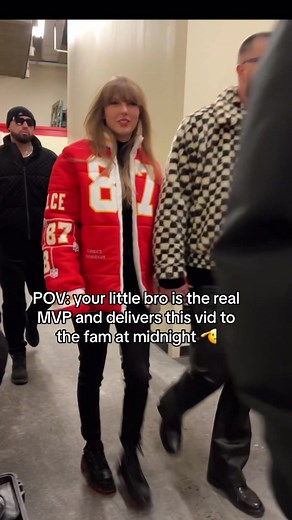 the outfits though🤌🏻