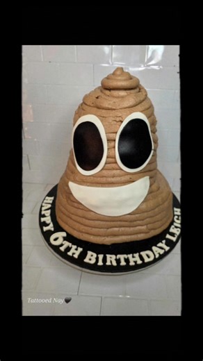 3 comments | If you think this cake looks like  i did my job. This is the 4th Woolworths mud cake hack cake from the weekend. Fun poop emoji cake. #poopemojicake #verdelranch #verdelranchcustomcakes #Bundaberg #Bundabergcakes #fromthecanefieldsofbundaberg #tattooedheathen #tattooedcaker #tattooedcakelady #woolworthsmudcakehackcakes | Verdel Ranch. | Facebook