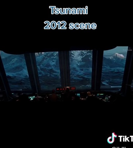 Devastating 2012 Tsunami Scene in 4K Resolution