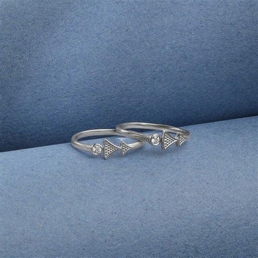 Sterling Silver Arrow Toe Ring With Cubic Zirconia, Foot Jewelry - Etsy