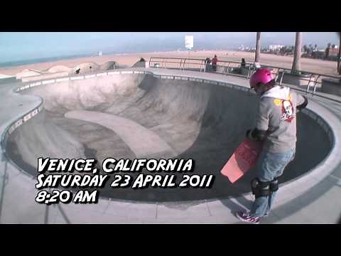 Skateboarding Pools - Relearning Frontside Carves