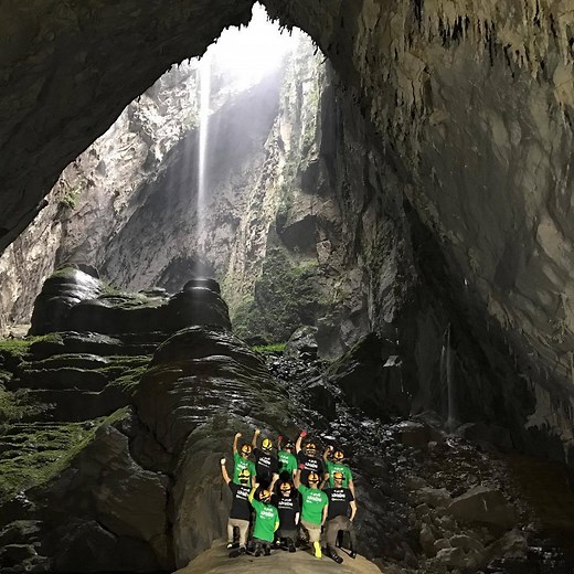 759K views · 573 reactions | The world’s biggest cave has its own jungles, rivers, and clouds ☁️ Son Doong cave - Sơn Đoòng | In The Know | Facebook