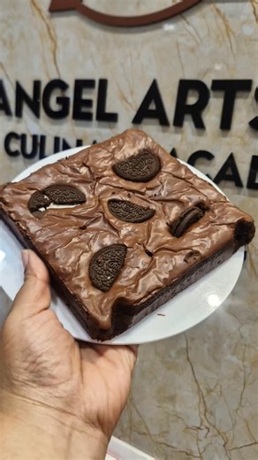 School of Baking in Trichy on Instagram: "🎂 Elevate Your Baking Skills with Our Professional Courses! 🍰👩‍🍳 Looking to turn your passion for baking into a profession? Whether you're a beginner or an aspiring pastry chef, we have the perfect course for you! 📌 Course Options: ✔️ Customized courses ✔️ Short term courses ✔ Basic to Advanced Baking (15-20 days) ✔️ Professional in Baking(30days)1 Month ✔ Professional in Bakery & Confectionery (2 months, 8 modules) ✔ Diploma in Bakery & Confectione