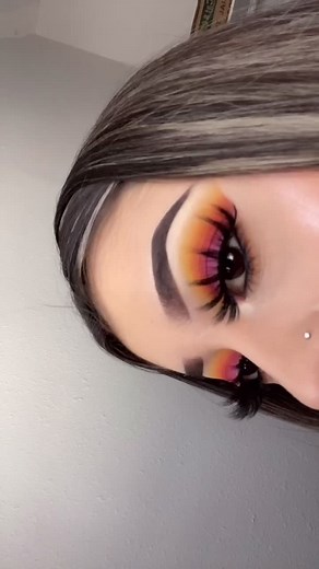 Sunset Eyeshadow Look Tutorial