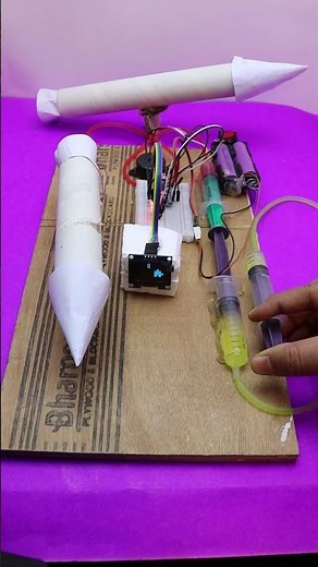 Tech Meets Rockets – Arduino Controlled DIY Missile Launcher! 🚀