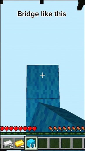 How to fast bridge in bed wars #minecraft #bedrock