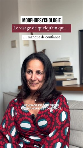 Et si votre manière de réfléchir était déja visible sur votre visage ? En morphopsychologie, certains traits racontent bien plus qu'une simple apparence. Ils peuvent révéler des mécanismes que nous avons développés très tôt : besoin d'autonomie, tendance à tout analyser, difficulté à lâcher prise... Apprendre à lire un visage, c'est avant tout apprendre à mieux se comprendre. #visage #decodage