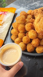 5.9M views · 111K reactions | Make cheesy mash potato balls with me using Good Life Bread Crumbs 1kg Good Life Kitchen Club #potatorecipes #easyrecipe #food #foodblogger #YakapAngSarap #TasteTheGoodLife #GoodLife | cookiing.bae | Facebook