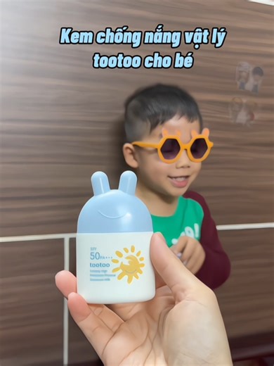 Kem chống nắng vật lý tootoo cho các bé này ba mẹ ơi, dịu da , lành tính lắm nha #tootoo #tootoocare #kemchongnangtootoo #kemchongnangvatly #kemchongnangchobe @tootoo.vn